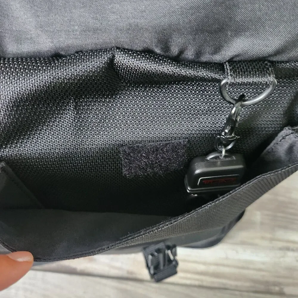 Tumi T-Tech T2 Carry On Expandable Nylon Ballistic Laptop Briefcase Bag w/ Strap